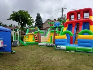 Dmuchaniec – Zjeżdżalnia Puszcza